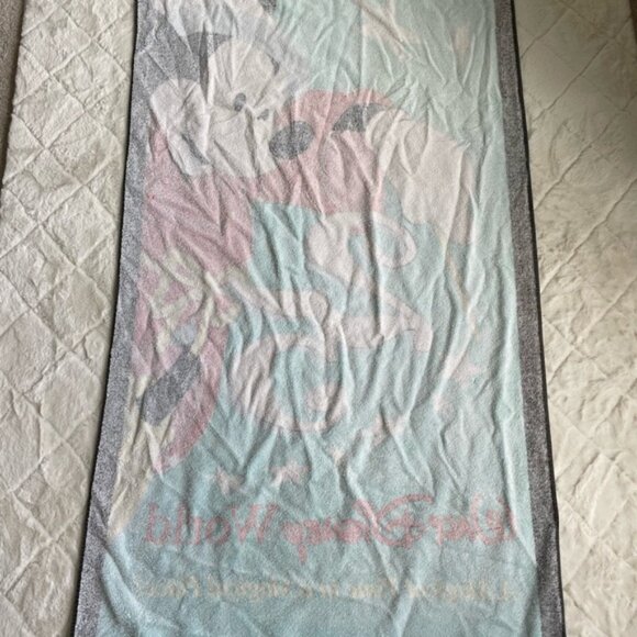 Disney | Sorcerer's Apprentice Mickey Beach Towel "25th Anniversary Edition" - Picture 7 of 7